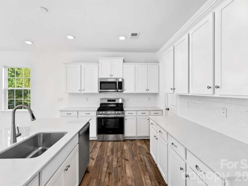 7044 Juneberry Way, Maiden, NC 28650.  MLS# CAR4367206, YatesRealty ID 20528. 