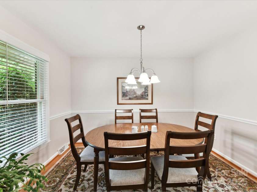 13617 Lake Bluff Drive, Matthews, NC 28105.  MLS# CAR4268309, YatesRealty ID 20529. 