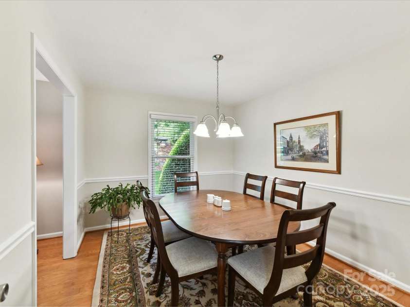 13617 Lake Bluff Drive, Matthews, NC 28105.  MLS# CAR4268309, YatesRealty ID 20529. 