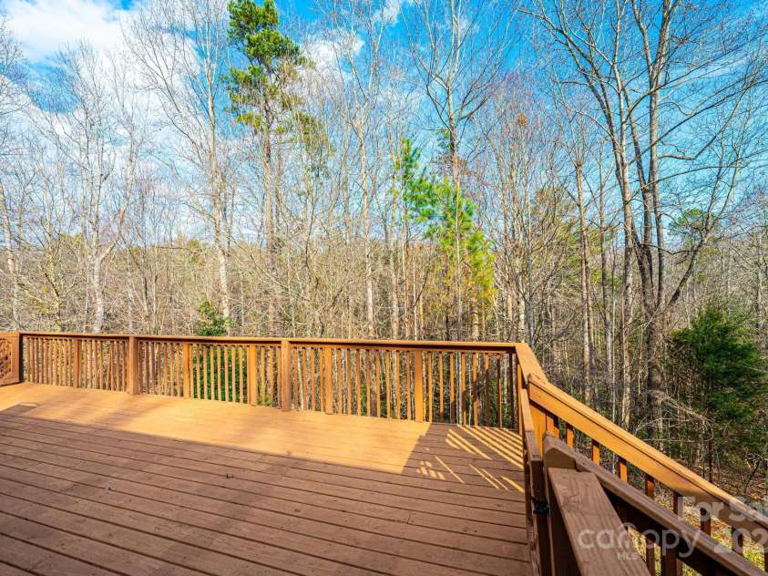 4845 Midway Sand Road, Hickory, NC 28601.  MLS# CAR4253935, YatesRealty ID 2053. 
