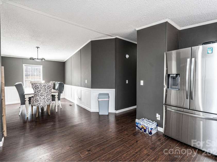 4845 Midway Sand Road, Hickory, NC 28601.  MLS# CAR4253935, YatesRealty ID 2053. 