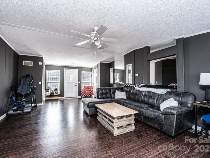 4845 Midway Sand Road, Hickory, NC 28601.  MLS# CAR4253935, YatesRealty ID 2053. 