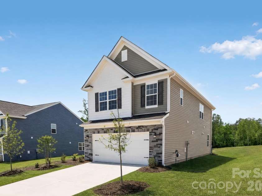 7068 Juneberry Way, Maiden, NC 28650.  MLS# CAR4380257, YatesRealty ID 20530. 