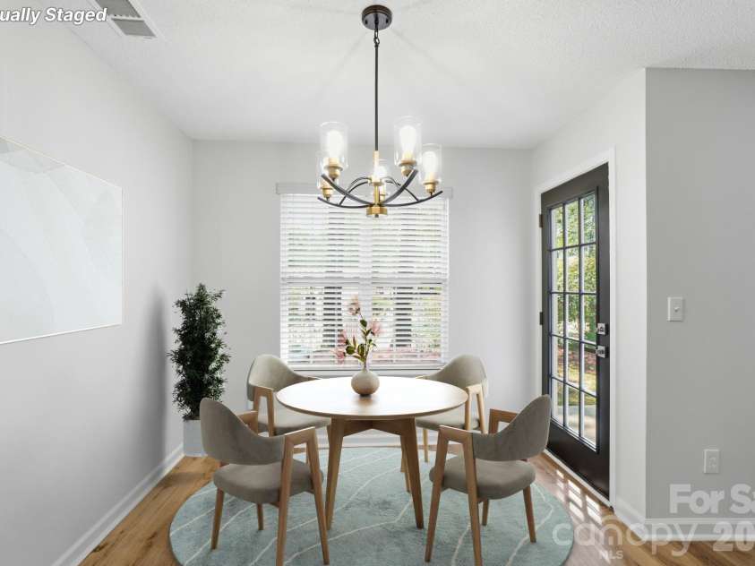 11338 Yellow Spaniel Court, Charlotte, NC 28269.  MLS# CAR4342018, YatesRealty ID 20533. 