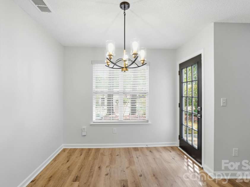 11338 Yellow Spaniel Court, Charlotte, NC 28269.  MLS# CAR4342018, YatesRealty ID 20533. 