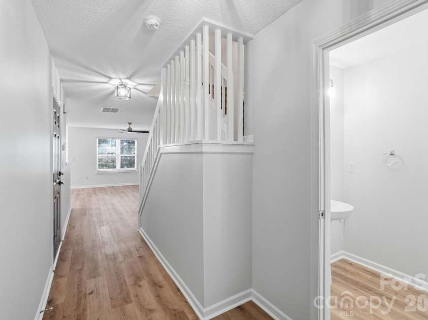 11338 Yellow Spaniel Court, Charlotte, NC 28269.  MLS# CAR4342018, YatesRealty ID 20533. 