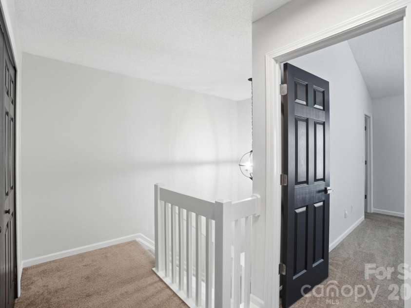 11338 Yellow Spaniel Court, Charlotte, NC 28269.  MLS# CAR4342018, YatesRealty ID 20533. 