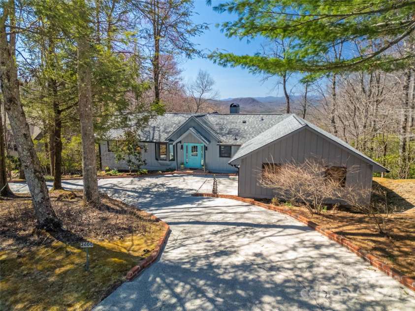 2600 Connestee Trail, Brevard, NC 28712.  MLS# CAR4235647, YatesRealty ID 20535. 