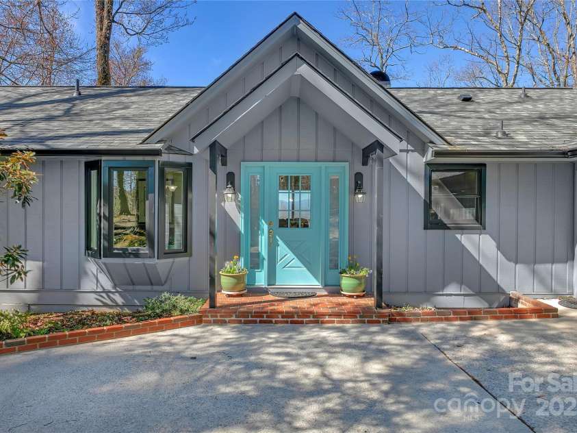 2600 Connestee Trail, Brevard, NC 28712.  MLS# CAR4235647, YatesRealty ID 20535. 