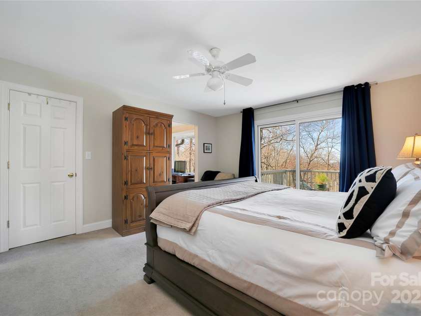 2600 Connestee Trail, Brevard, NC 28712.  MLS# CAR4235647, YatesRealty ID 20535. 