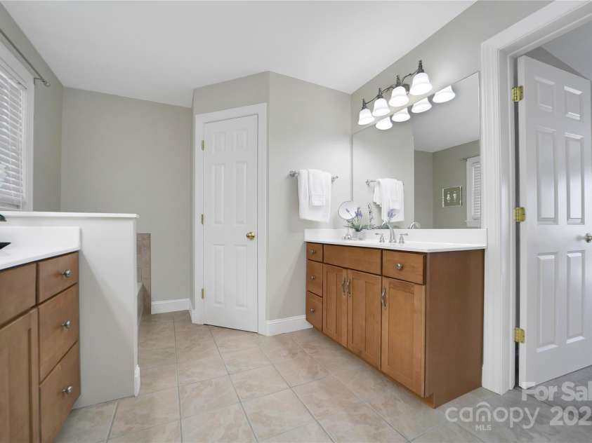 2600 Connestee Trail, Brevard, NC 28712.  MLS# CAR4235647, YatesRealty ID 20535. 