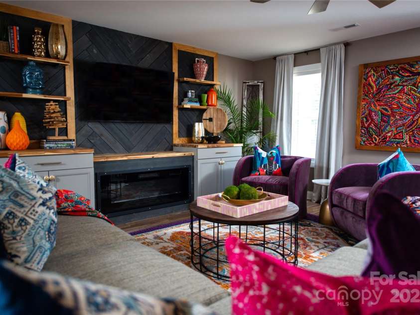 12150 Plover Drive, Charlotte, NC 28269.  MLS# CAR4267540, YatesRealty ID 20536. 