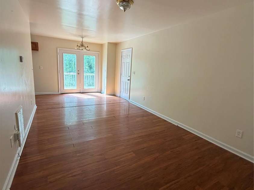 7336 Everett Drive, Charlotte, NC 28214.  MLS# CAR4355454, YatesRealty ID 20536. 
