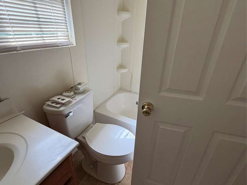 7336 Everett Drive, Charlotte, NC 28214.  MLS# CAR4355454, YatesRealty ID 20536. 