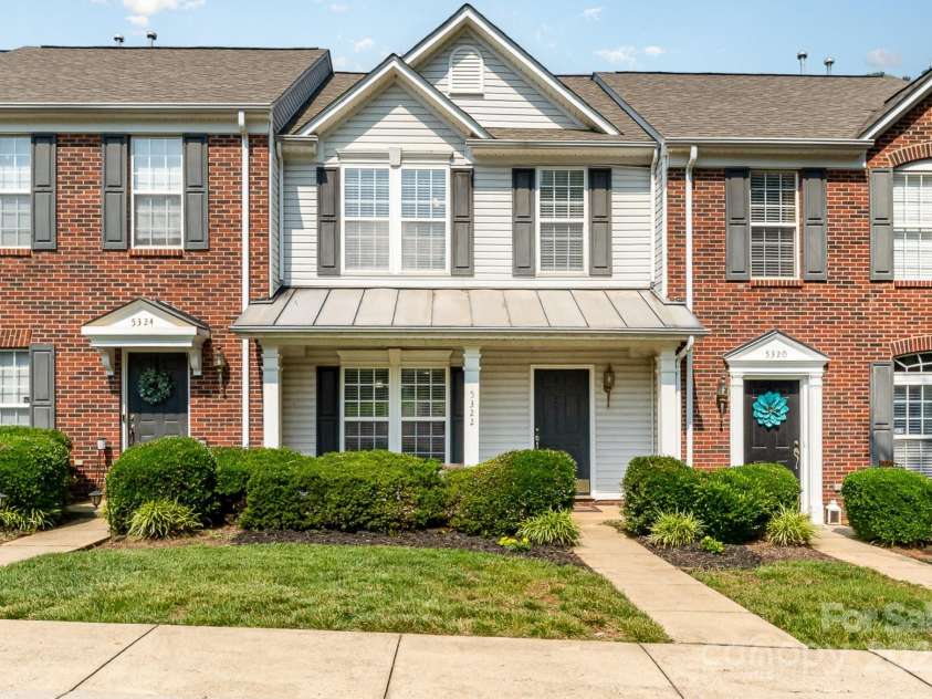 5322 Jocelyn Lane, Charlotte, NC 28269.  MLS# CAR4266929, YatesRealty ID 20537. 