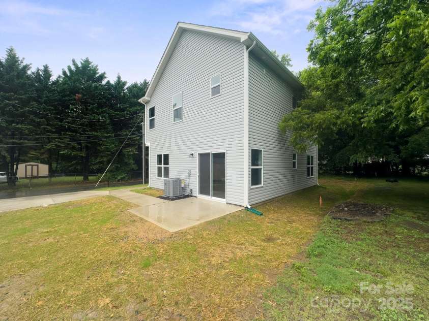 746 Shasta Street, Concord, NC 28027.  MLS# CAR4256117, YatesRealty ID 20538. 