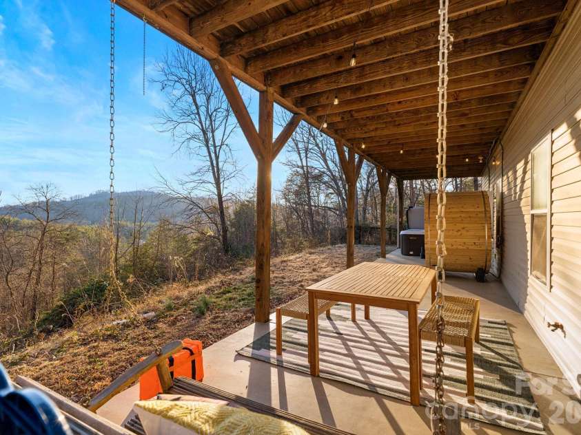 36 Wineberry Lane, Asheville, NC 28803.  MLS# CAR4377804, YatesRealty ID 20539. 