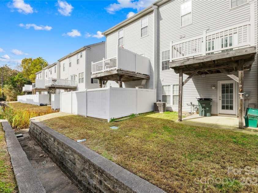 10842 Garden Oaks Lane, Charlotte, NC 28273.  MLS# CAR4320661, YatesRealty ID 2054. 