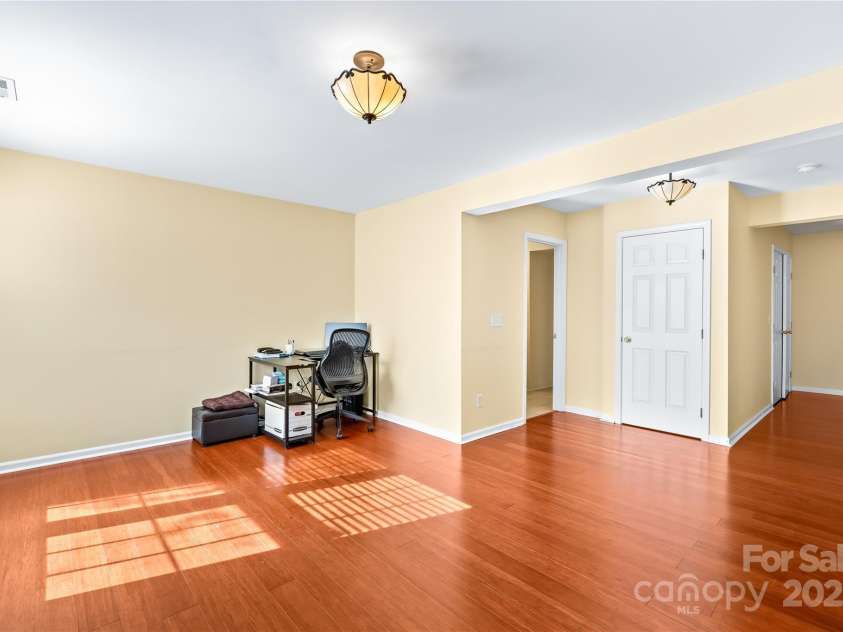 10842 Garden Oaks Lane, Charlotte, NC 28273.  MLS# CAR4320661, YatesRealty ID 2054. 