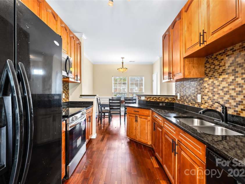 10842 Garden Oaks Lane, Charlotte, NC 28273.  MLS# CAR4320661, YatesRealty ID 2054. 