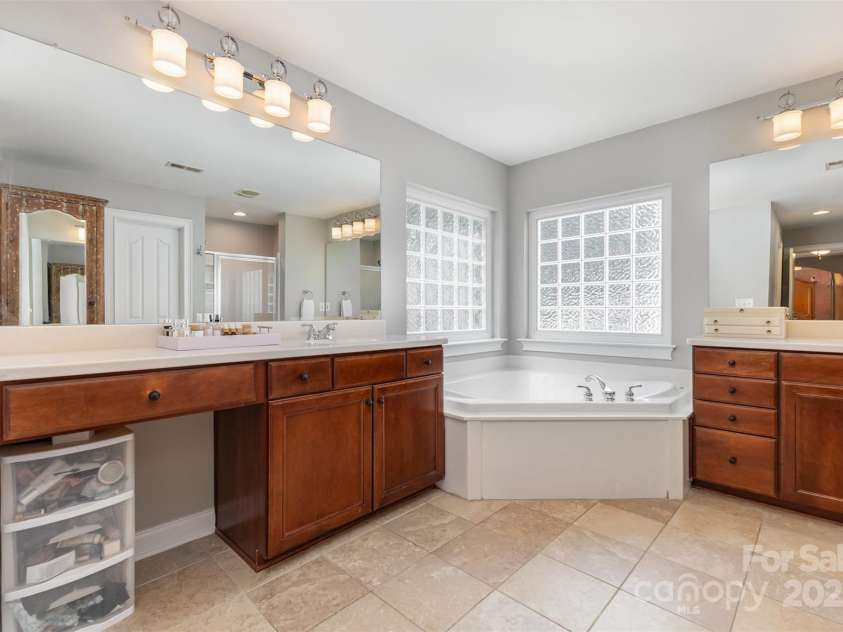 7521 Chaddsley Drive, Huntersville, NC 28078.  MLS# CAR4292056, YatesRealty ID 2054. 
