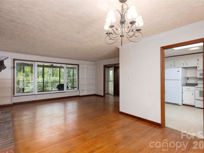 138 Stillwagon Lane, Cedar Mountain, NC 28718.  MLS# CAR4377246, YatesRealty ID 20540. 