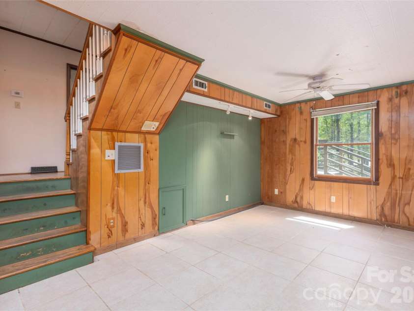 138 Stillwagon Lane, Cedar Mountain, NC 28718.  MLS# CAR4377246, YatesRealty ID 20540. 