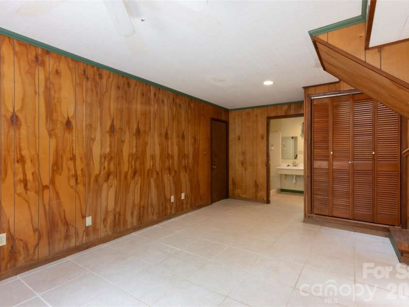 138 Stillwagon Lane, Cedar Mountain, NC 28718.  MLS# CAR4377246, YatesRealty ID 20540. 