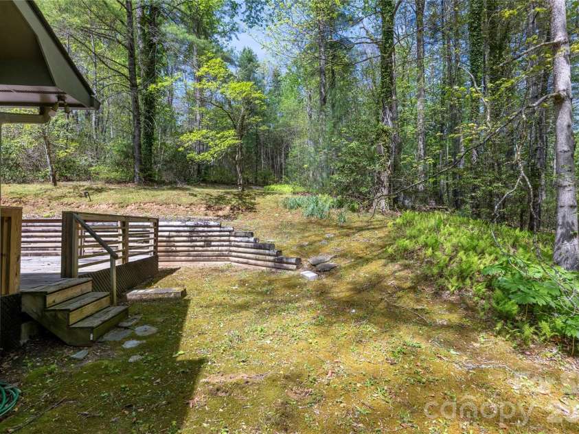 138 Stillwagon Lane, Cedar Mountain, NC 28718.  MLS# CAR4377246, YatesRealty ID 20540. 