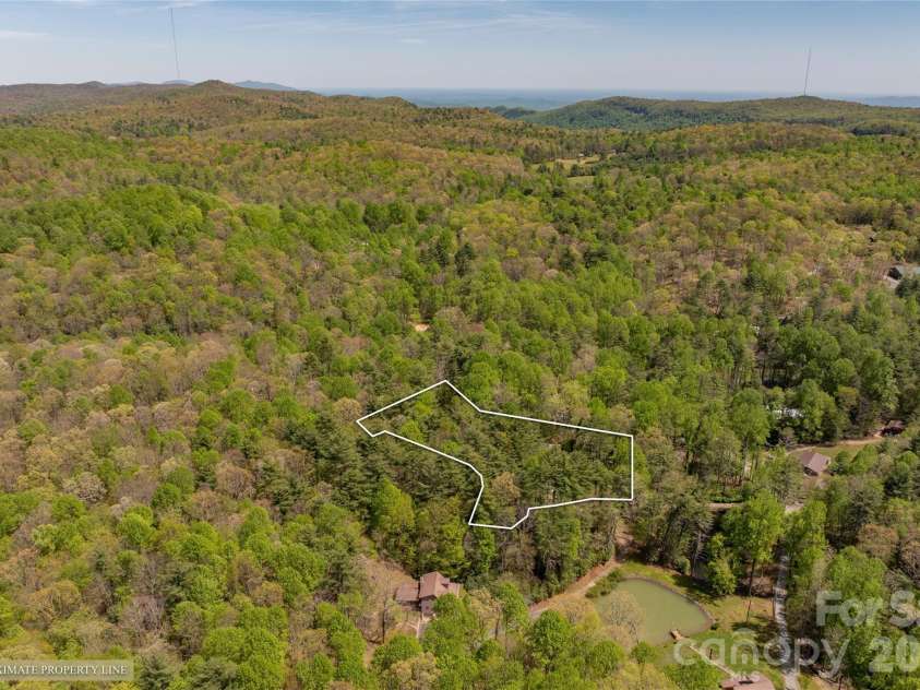 138 Stillwagon Lane, Cedar Mountain, NC 28718.  MLS# CAR4377246, YatesRealty ID 20540. 