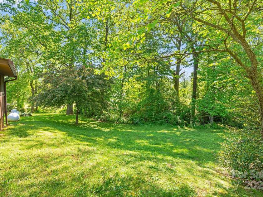 3127 Butler Bridge Road, Mills River, NC 28759.  MLS# CAR4255741, YatesRealty ID 20540. 