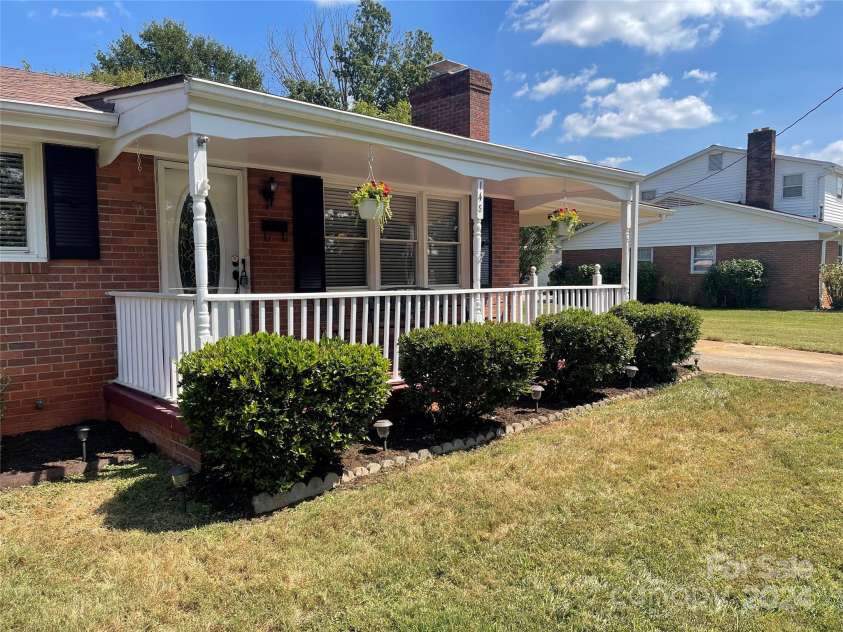 148 Westhaven Street, Forest City, NC 28043.  MLS# CAR4182491, YatesRealty ID 20541. 