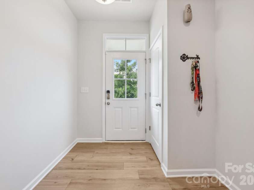 1134 Keydet Drive, Charlotte, NC 28216.  MLS# CAR4357751, YatesRealty ID 20542. 