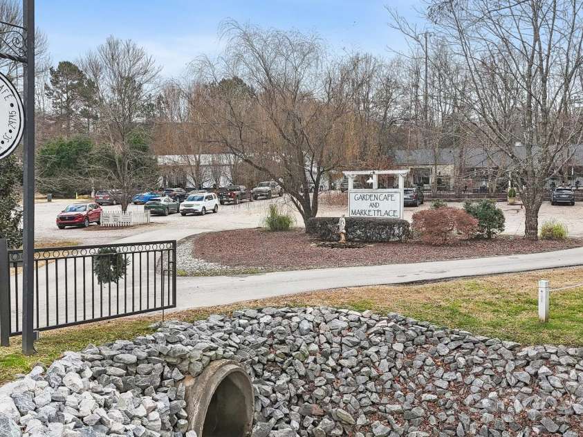 259 Bezelle Avenue, York, SC 29745.  MLS# CAR4243588, YatesRealty ID 20543. Garden Cafe and Marketplace