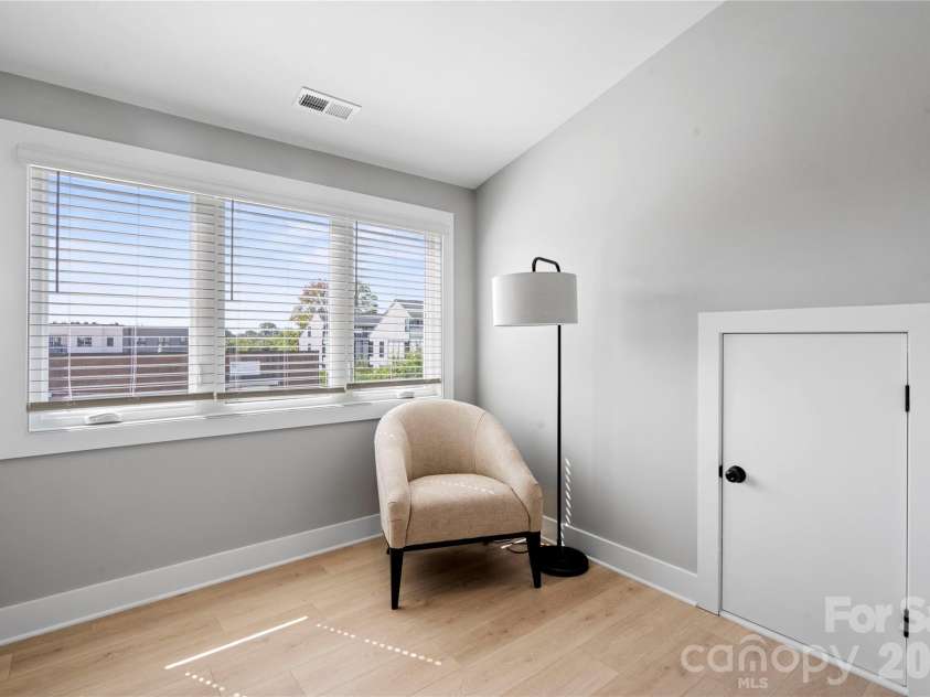 242 Freeland Lane, Charlotte, NC 28217.  MLS# CAR4372408, YatesRealty ID 20544. 