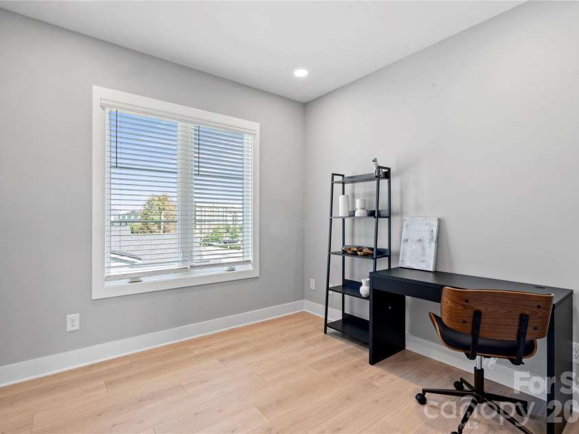 242 Freeland Lane, Charlotte, NC 28217.  MLS# CAR4372408, YatesRealty ID 20544. 