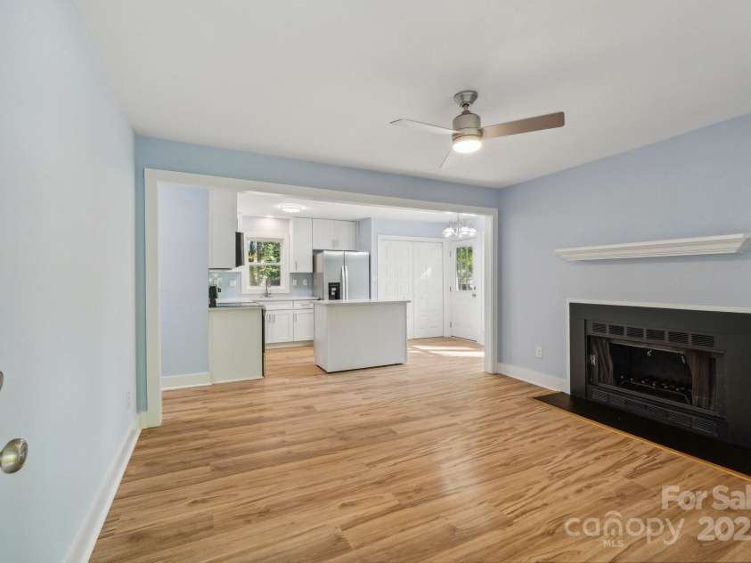 5414 Leaford Court, Charlotte, NC 28227.  MLS# CAR4264486, YatesRealty ID 20544. 