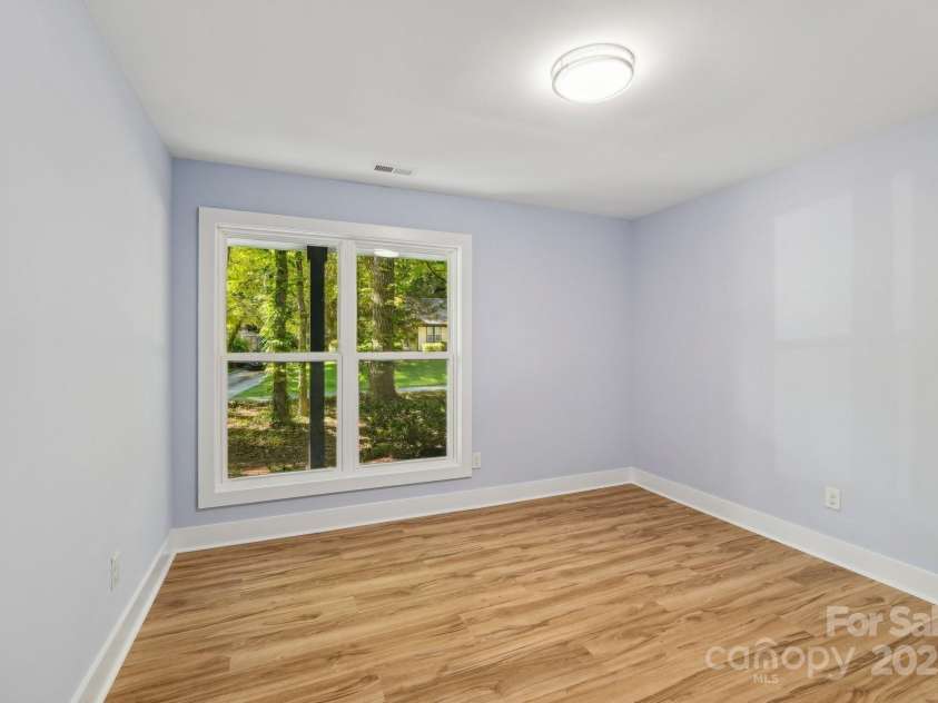 5414 Leaford Court, Charlotte, NC 28227.  MLS# CAR4264486, YatesRealty ID 20544. 
