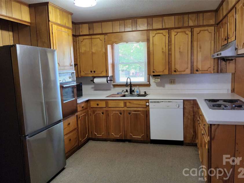 113 Kings Drive, Forest City, NC 28043.  MLS# CAR4378463, YatesRealty ID 20545. 