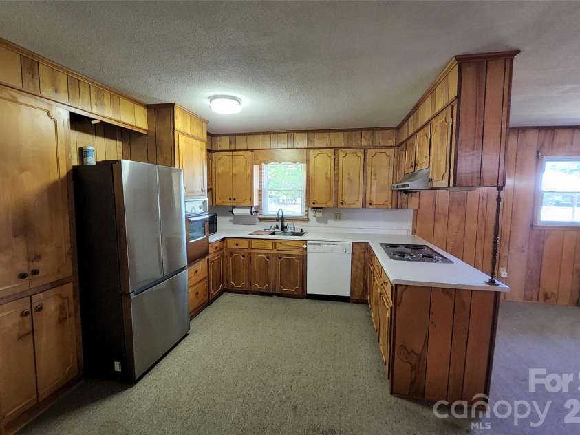 113 Kings Drive, Forest City, NC 28043.  MLS# CAR4378463, YatesRealty ID 20545. 