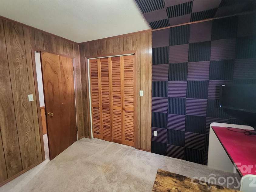 113 Kings Drive, Forest City, NC 28043.  MLS# CAR4378463, YatesRealty ID 20545. 