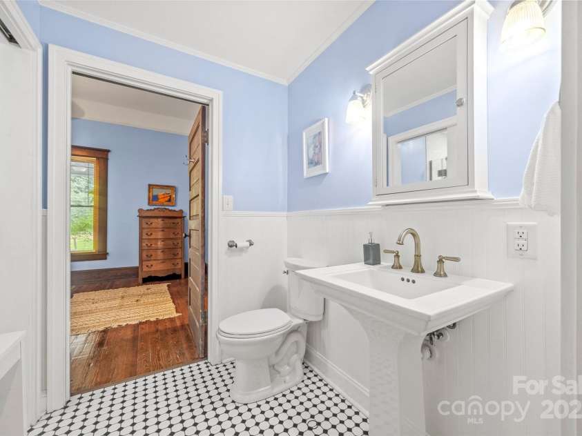 4569 Edgeland Road, Edgemoor, SC 29712.  MLS# CAR4258420, YatesRealty ID 20545. Full bath 2