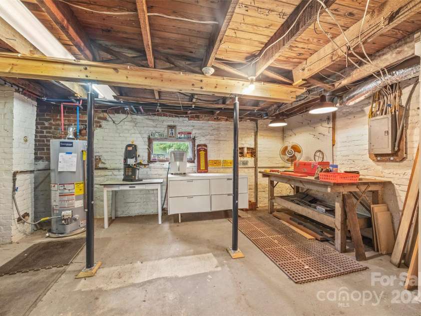 4569 Edgeland Road, Edgemoor, SC 29712.  MLS# CAR4258420, YatesRealty ID 20545. Walk-out basement
