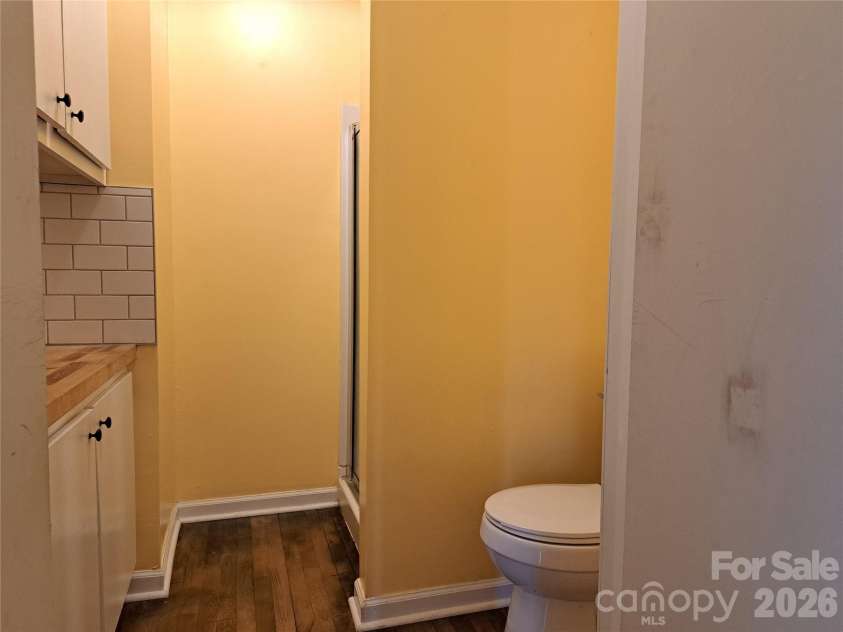 301 Fulton Street, Salisbury, NC 28144.  MLS# CAR4377308, YatesRealty ID 20546. 