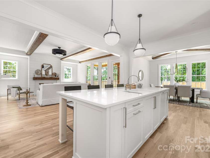 1829 Union Street, Charlotte, NC 28205.  MLS# CAR4252818, YatesRealty ID 20547. 