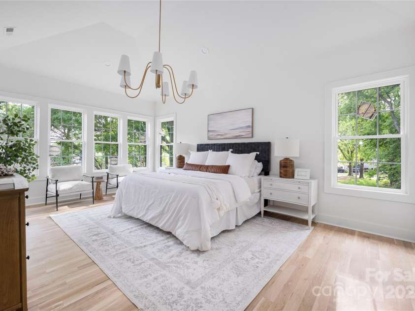 1829 Union Street, Charlotte, NC 28205.  MLS# CAR4252818, YatesRealty ID 20547. Primary bedroom