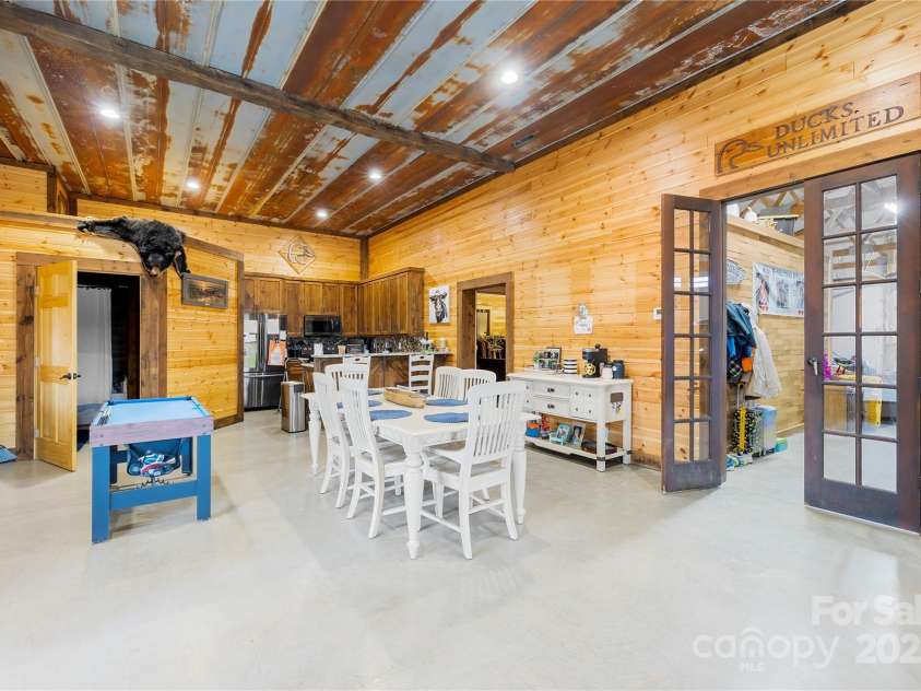 164 Linderman Lake Lane, Kings Mountain, NC 28086.  MLS# CAR4232235, YatesRealty ID 20548. 