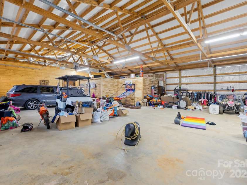 164 Linderman Lake Lane, Kings Mountain, NC 28086.  MLS# CAR4232235, YatesRealty ID 20548. 