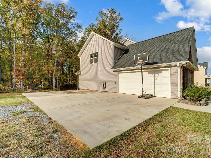 3018 Corinth Church Road, Monroe, NC 28112.  MLS# CAR4362947, YatesRealty ID 20548. 