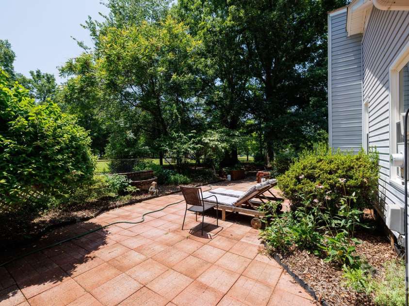 517 Powell Street, Rock Hill, SC 29732.  MLS# CAR4263004, YatesRealty ID 20549. 